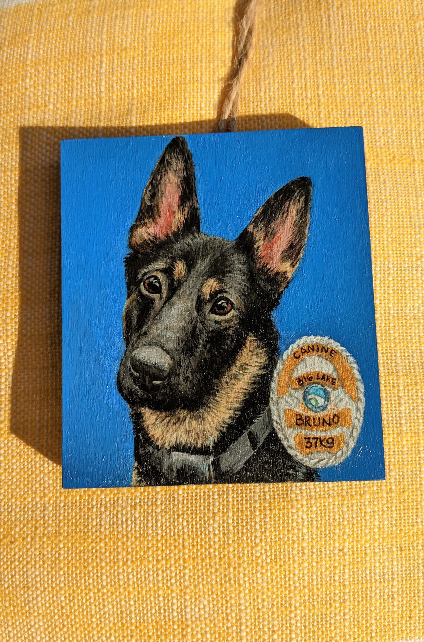 MINI Pet Portrait | Ornament size