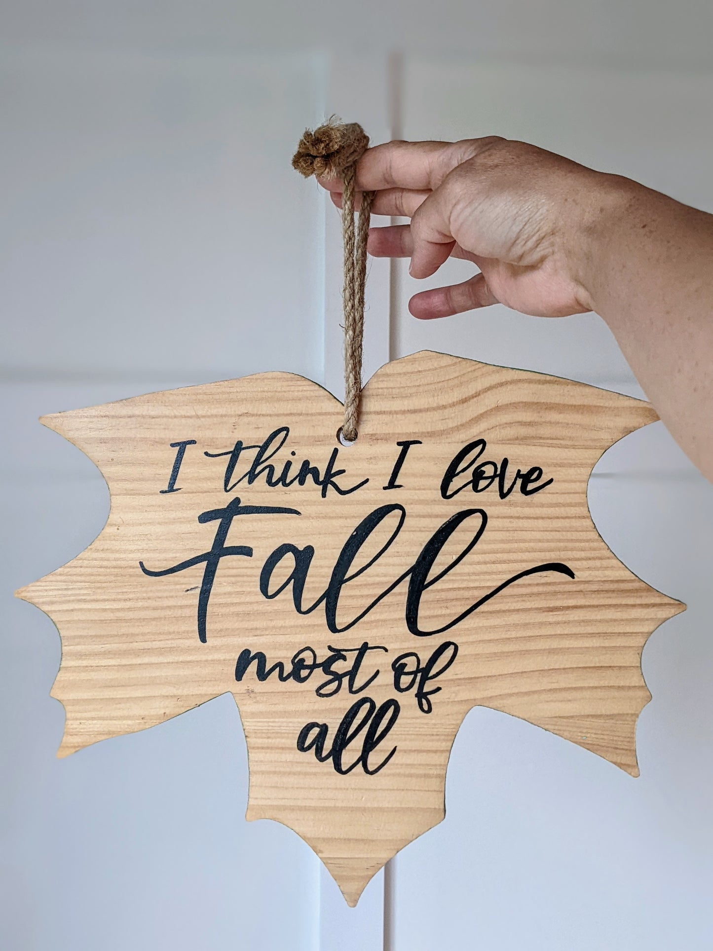 Wooden Leaf Sign | Fall Decor